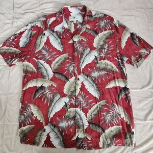 Men's Red Tropical Leaf Short-Sleeve Button-Down Shirt